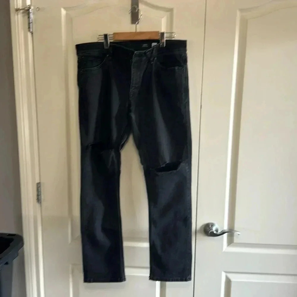 Volcom black jeans